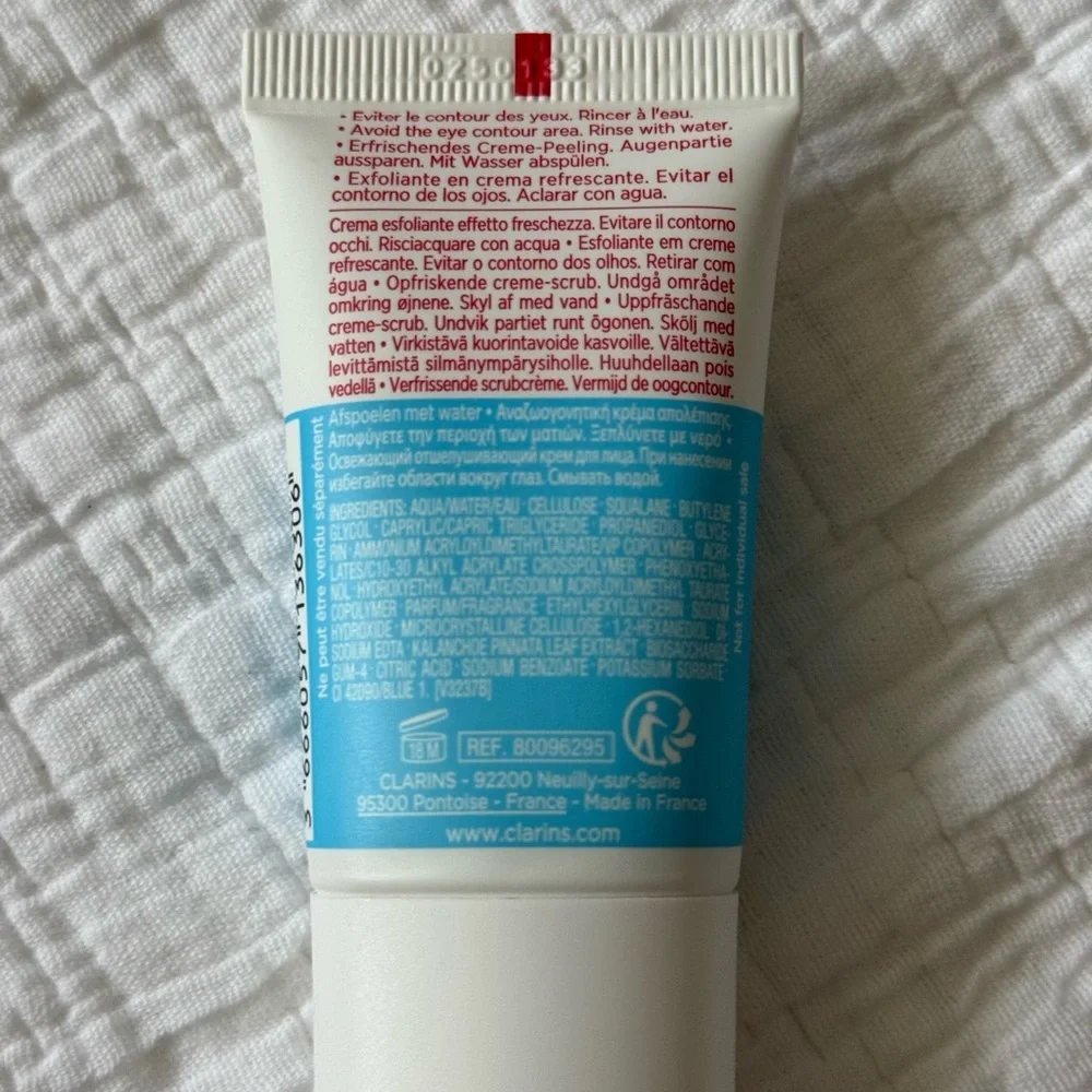 Clarins Moisture-Rich Body Lotion and Fresh Scrub Set - White and Blue travel Sz
